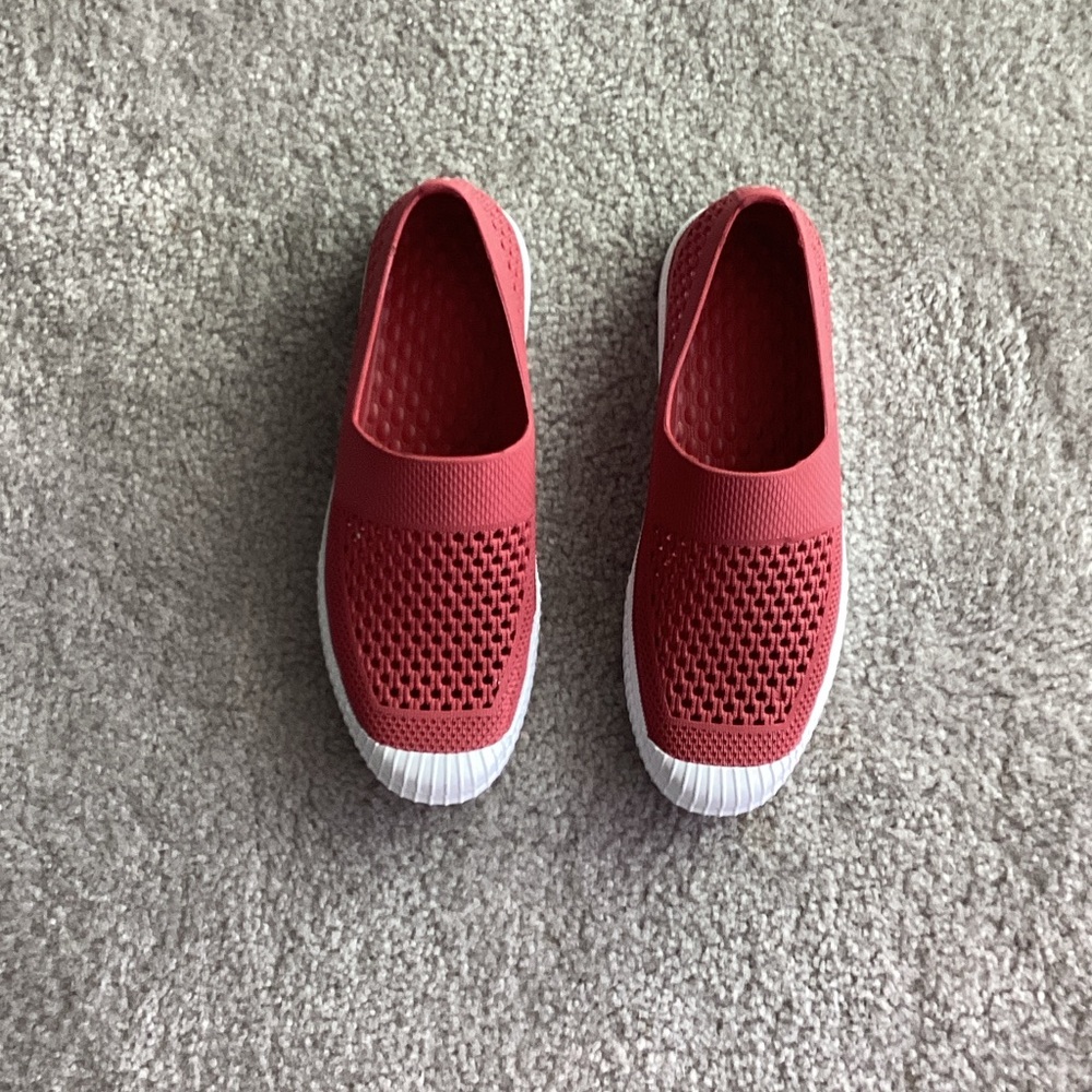 Red Women's Slip-On Flats